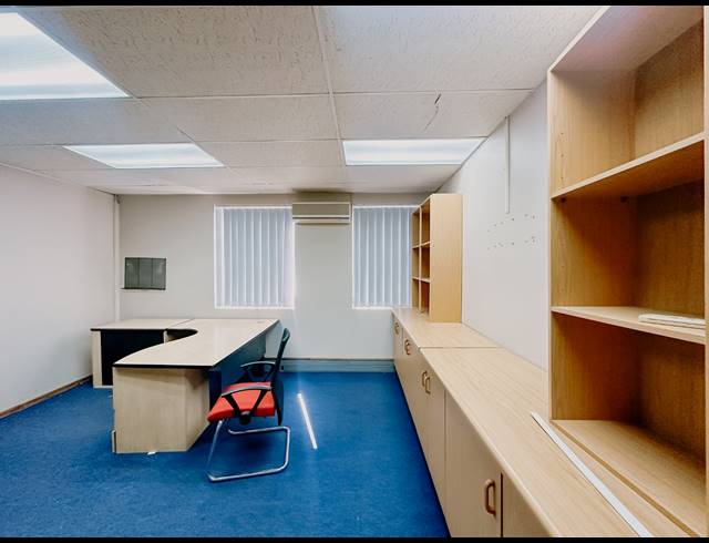 2,000M² OFFICE TO LET IN BEDFORDVIEW